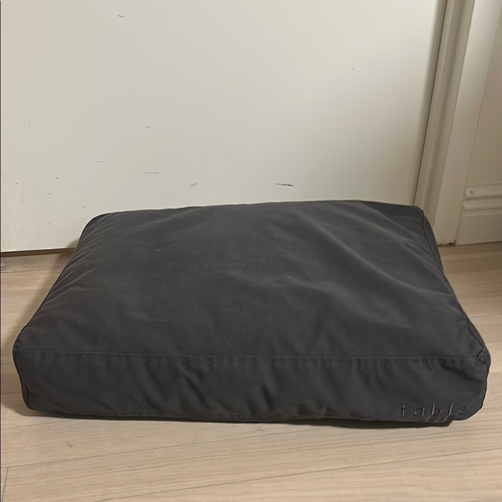 Black Dog Bed by Fable
